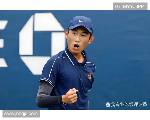 成都网球队的力量揭秘：网球巨献背后的拼搏与荣耀